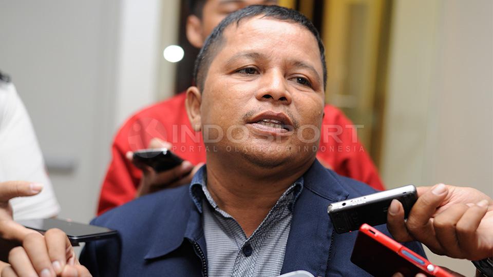 Faisal%20Mursyid%20sekretaris%20perusahaan%20PT%20Sriwijaya%20Optimis%20Mandiri%20%28SOM%29